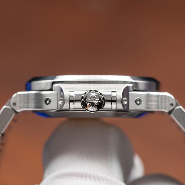 Patek Philippe Nautilus 5726/1A-014 Image 2